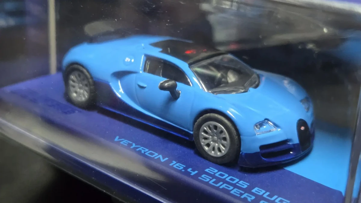 2026 2005 Bugatti Veyron 16.4 Super Sport Blue: Blister: Image 5