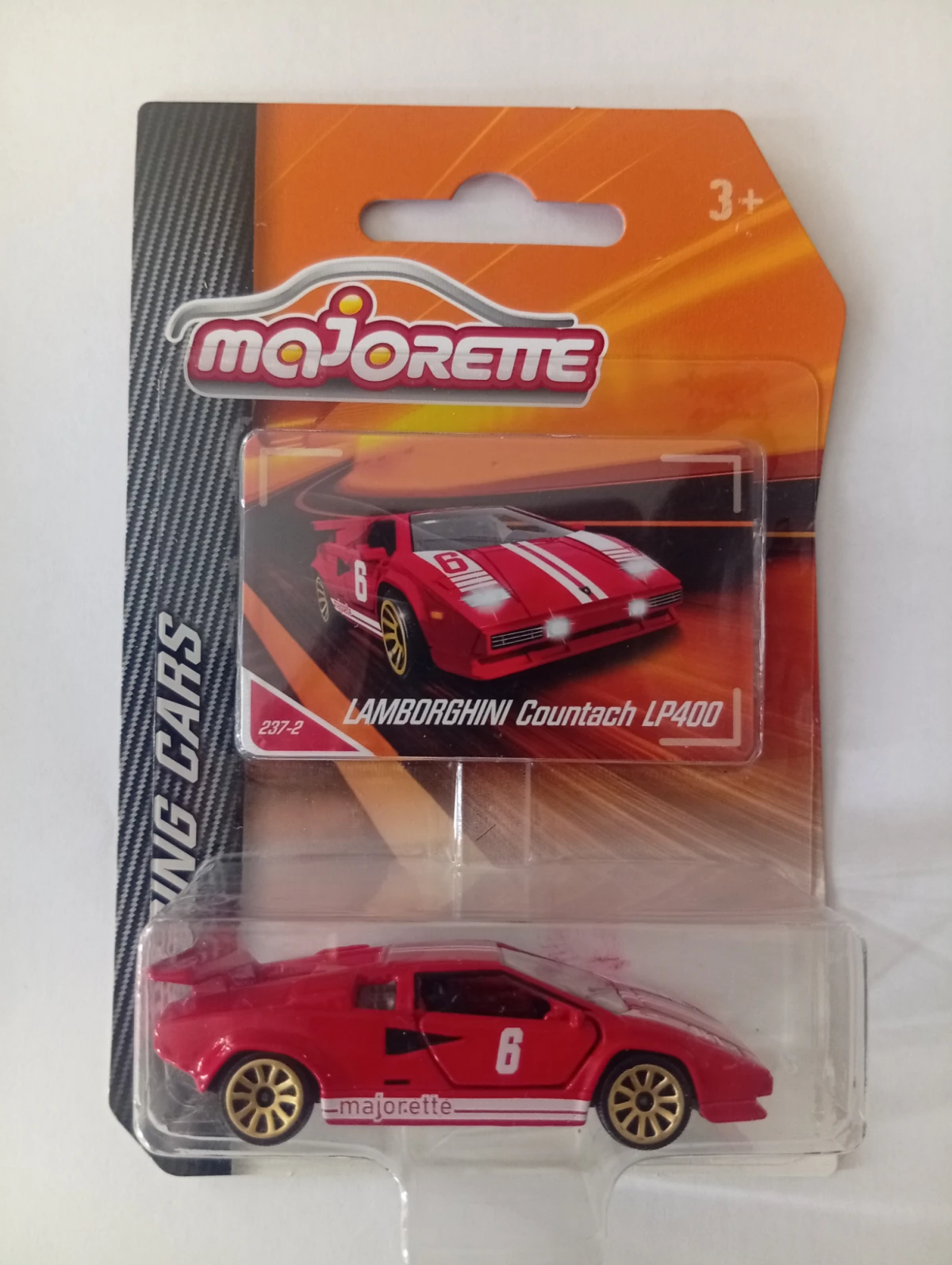 2024 Lamborghini Countach LP400 Red: Image 2