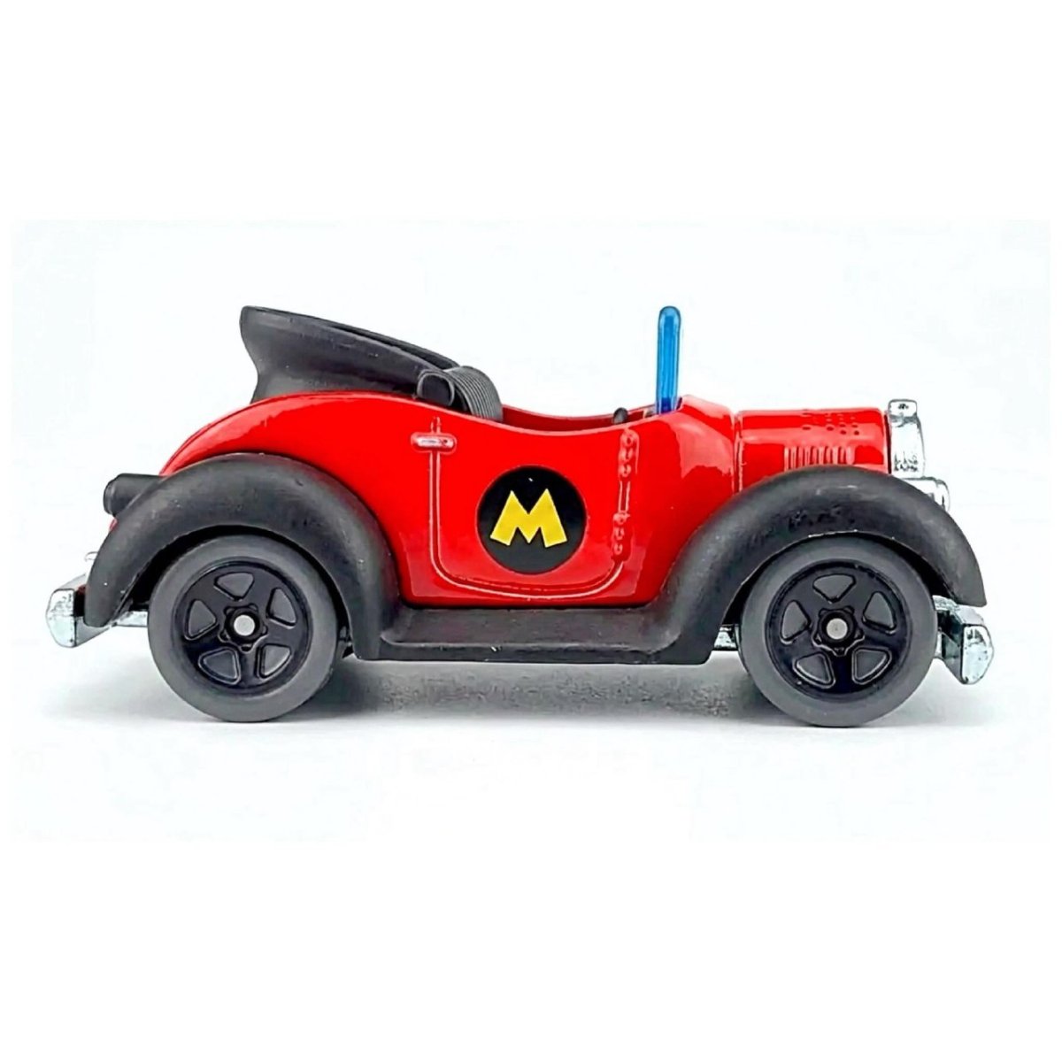 2026 Mickey Mouse Car Red: Image 3