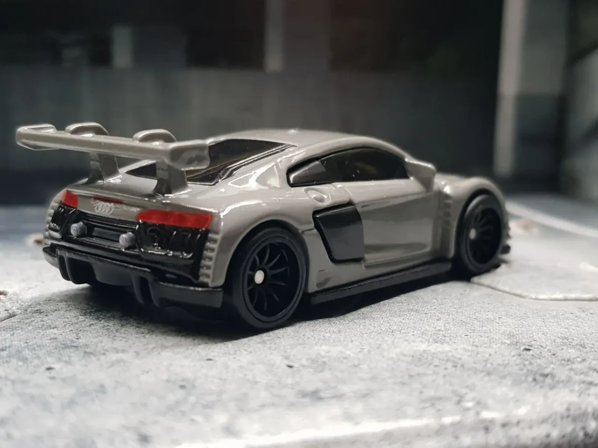 2024 Audi R8 LMS Grey: No Package: Image 2