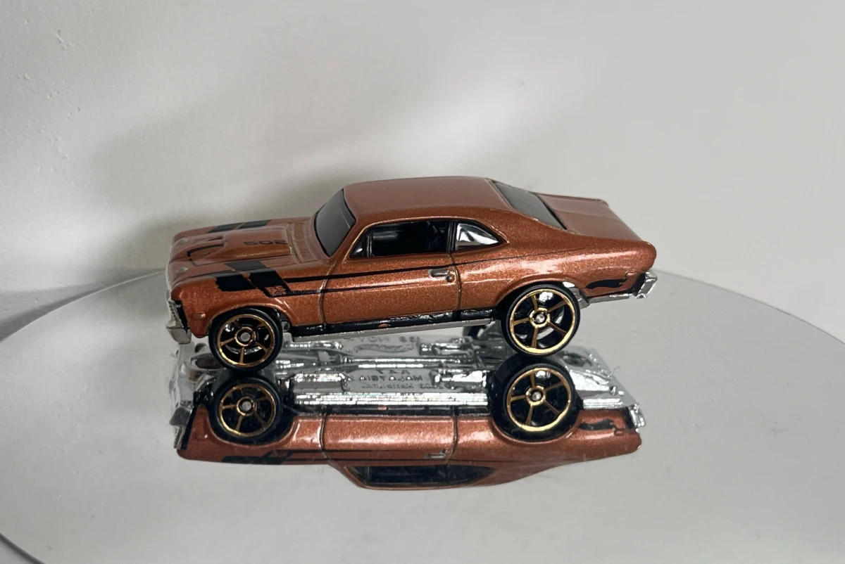 2009 Chevy Nova Bronze: No Package: Image 3