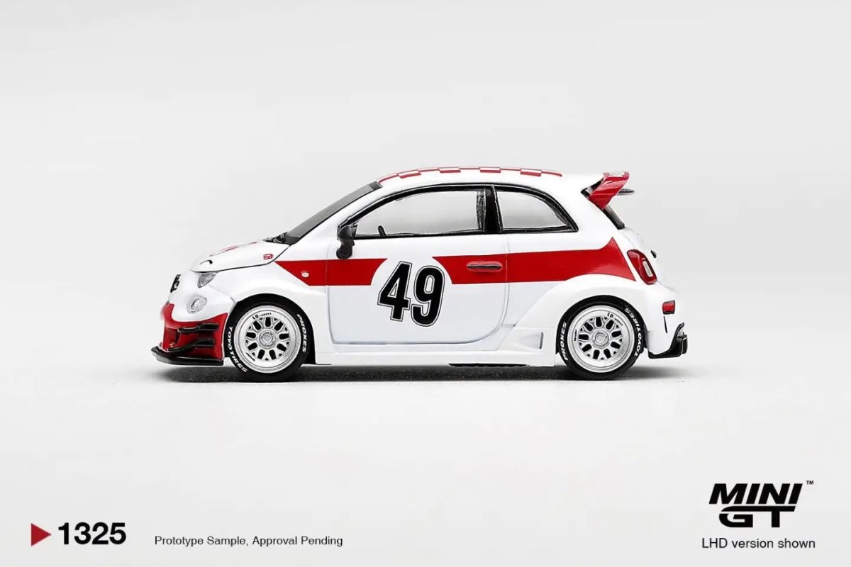 2026 Abarth 595 LB-WORKS x Abas Works 1000 TC Tribute White: Image 2