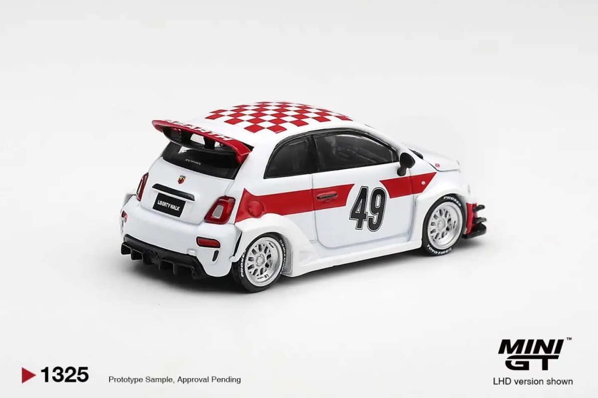 2026 Abarth 595 LB-WORKS x Abas Works 1000 TC Tribute White: Image 3