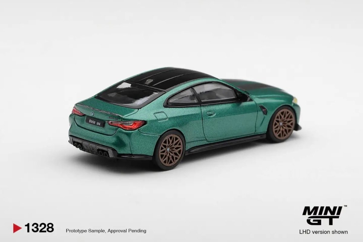 2026 BMW M4 CS Green: Image 3