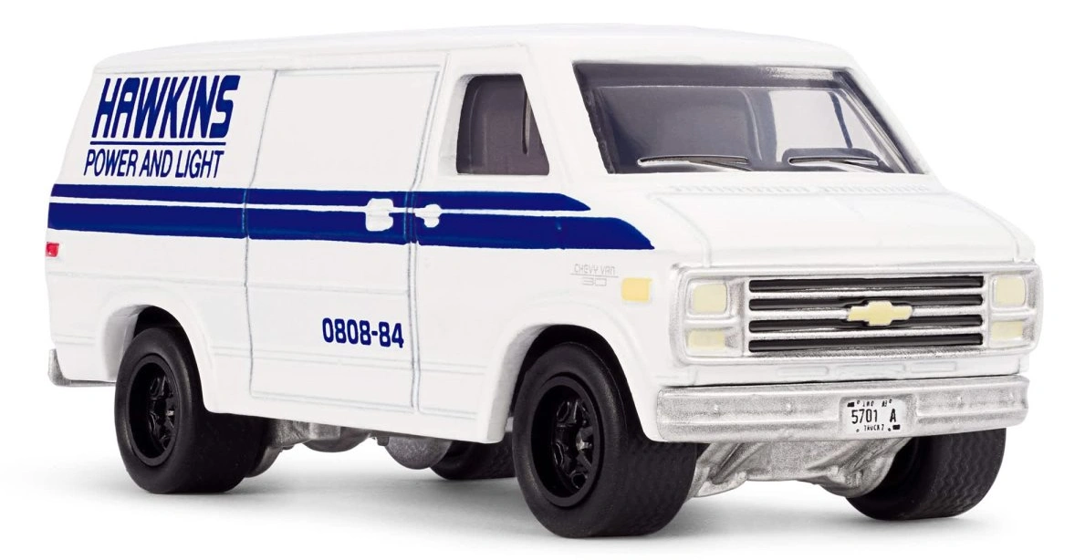 2026 83 Chevy Van White: Image 9