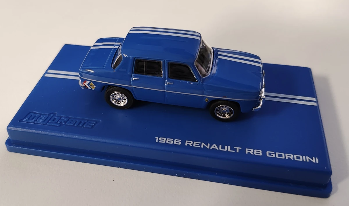 2026 1966 Renault R8 Gordini Blue: Image 2