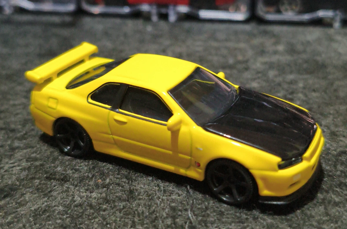 2025 GT-R (R34) Yellow: Image 2