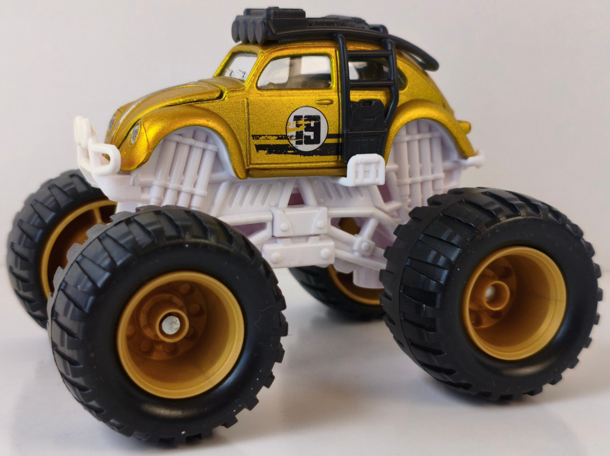 2026 Volkswagen Beetle - Serie 9 Gold: No Package: Image 4