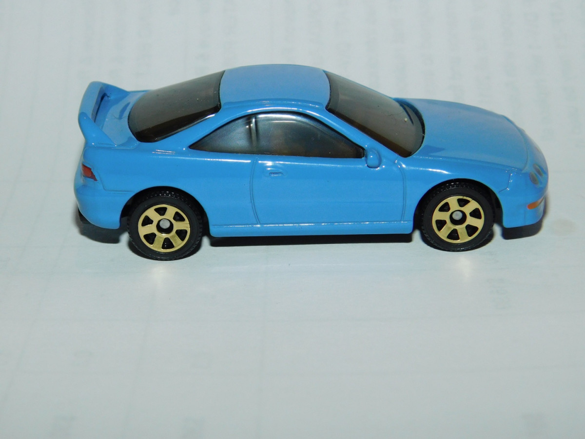 2026 1997 Acura Integra Type R Blue: No Package: Image 2