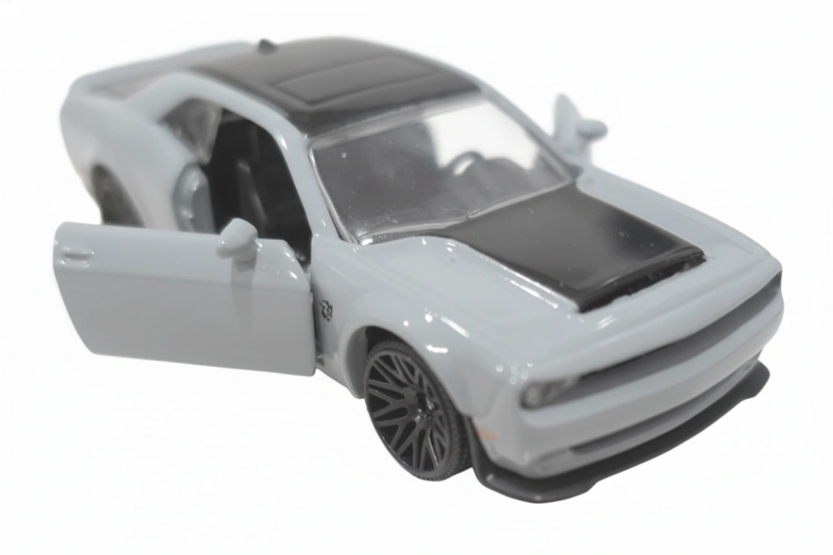 2025 Dodge Challenger SRT Demon Grey: Image 2