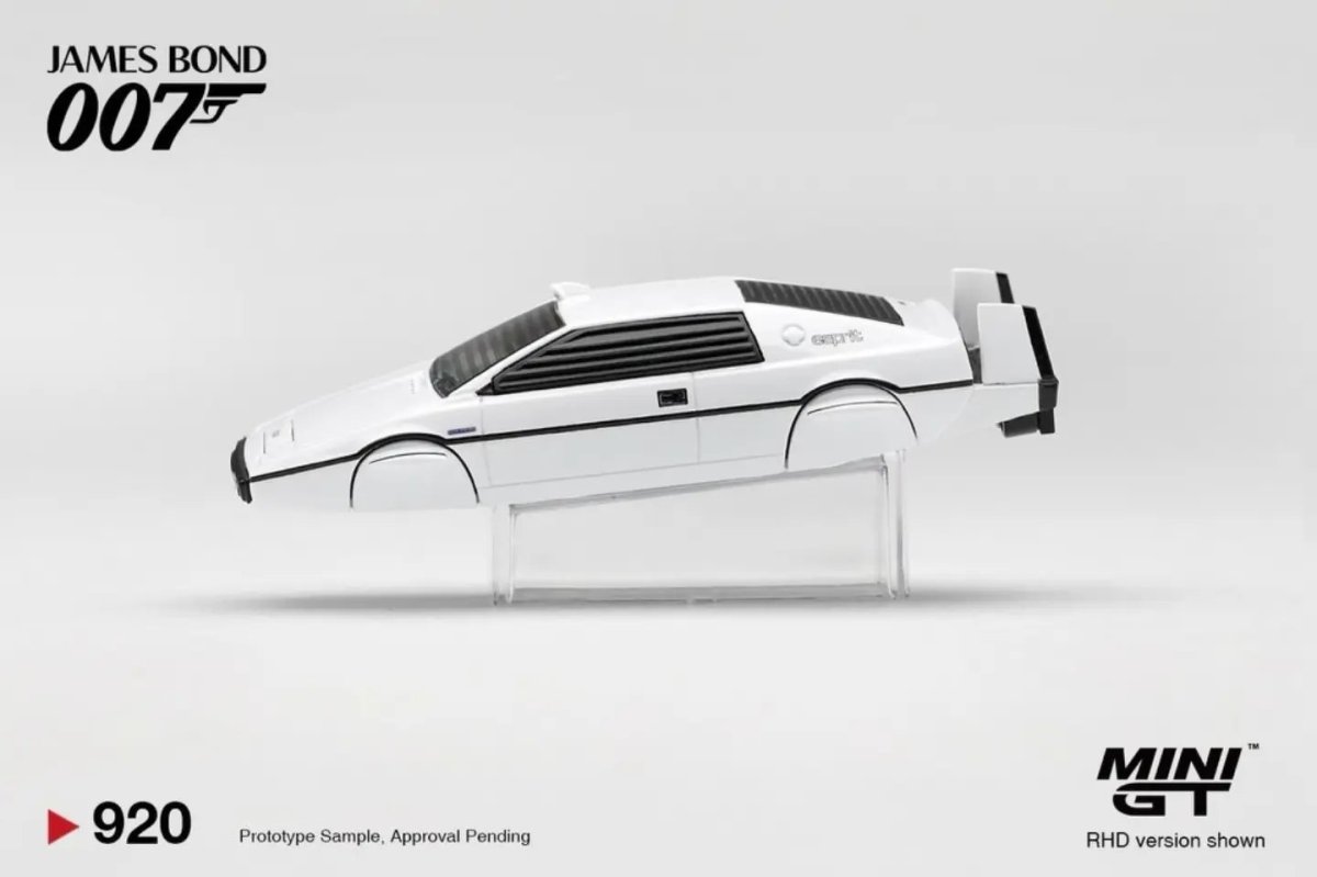 2026 Lotus Esprit S1 "The Spy Who Loved Me" Submarine White: Image 3