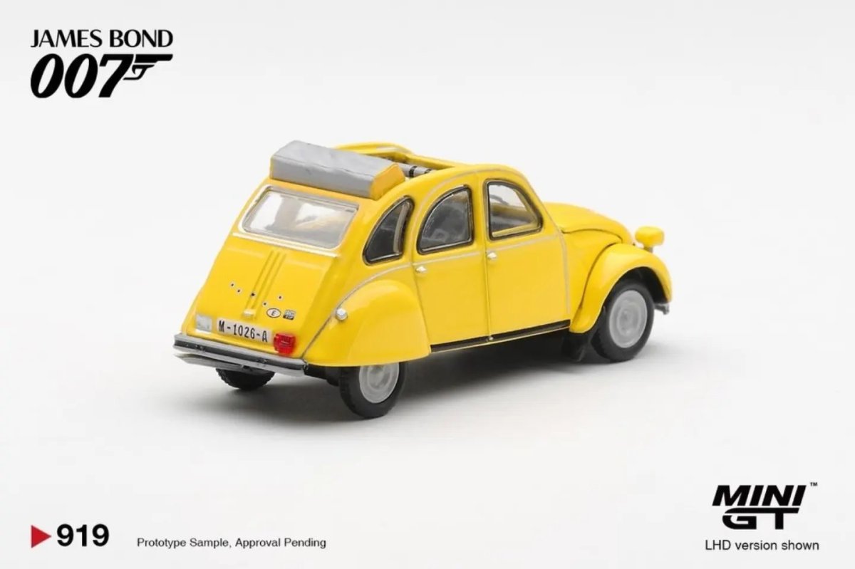 2026 Citroën 2CV "For your eyes only" Yellow: Image 4