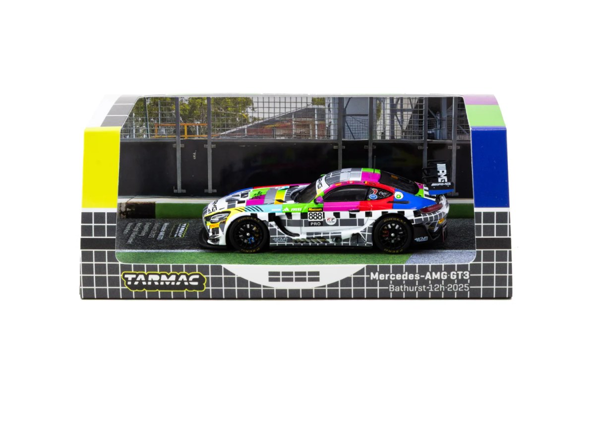 2026 Mercedes-AMG GT3 Bathurst 12h 2025 GruppeM Racing Maro Engel / Mikaël Grenier / Maxime Martin: No package: Image 4
