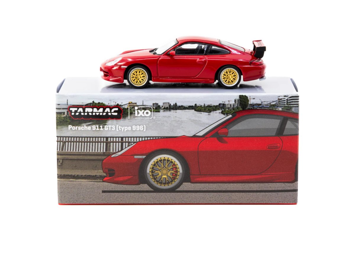 2025 Porsche 911 GT3 (type 996) Red: No package: Image 4