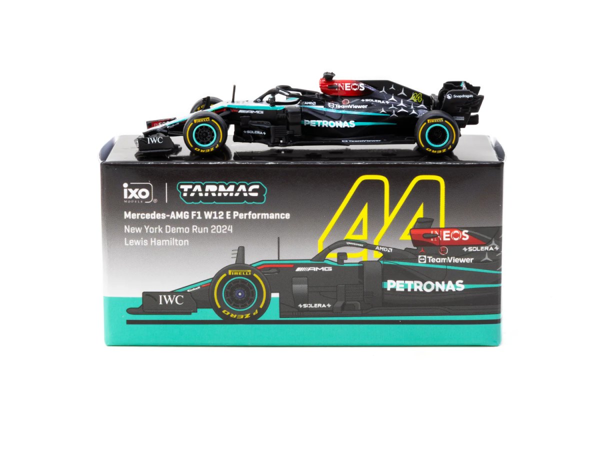 2025 Mercedes-AMG F1 W12 E Performance New York Demo Run 2024 Lewis Hamilton: No package: Image 4