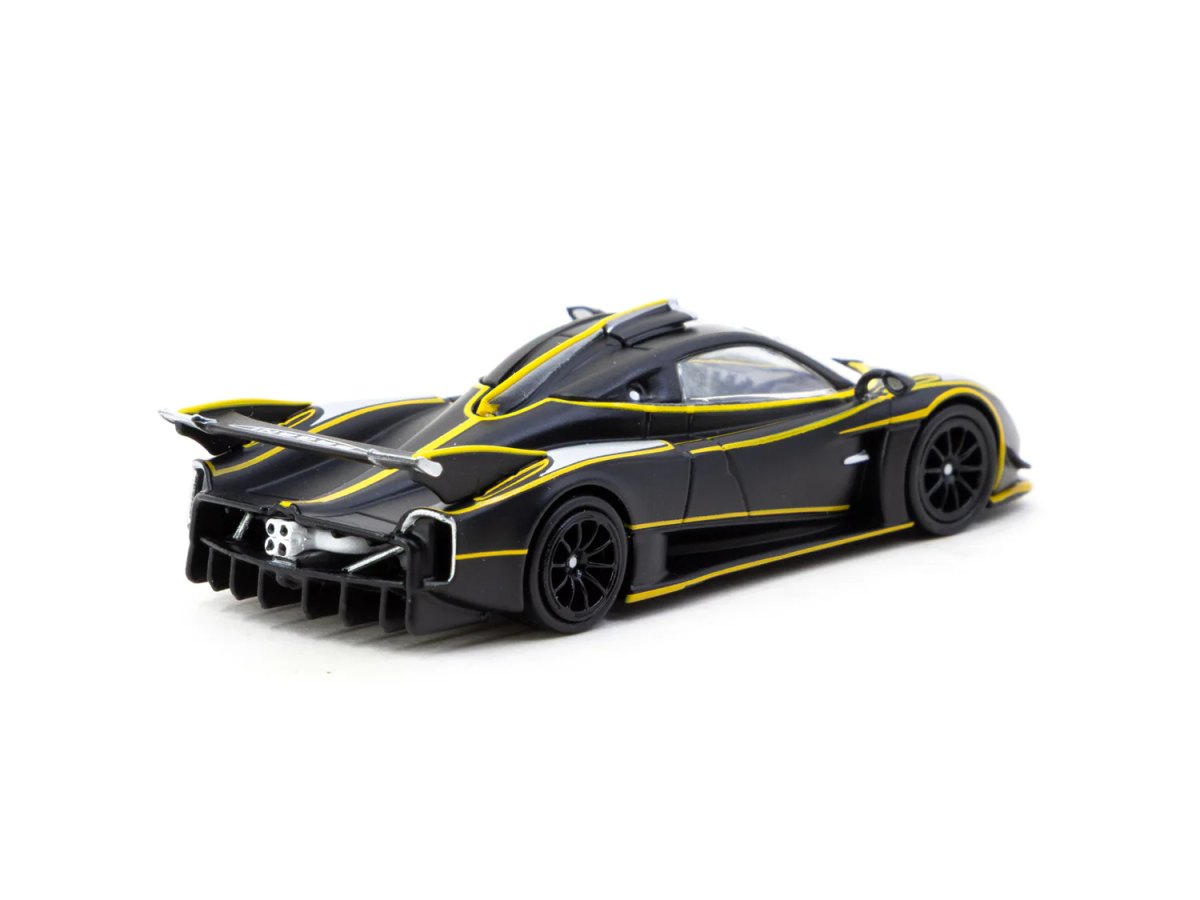 2025 Pagani Huayra R Matt Black / Silver: No package: Image 3