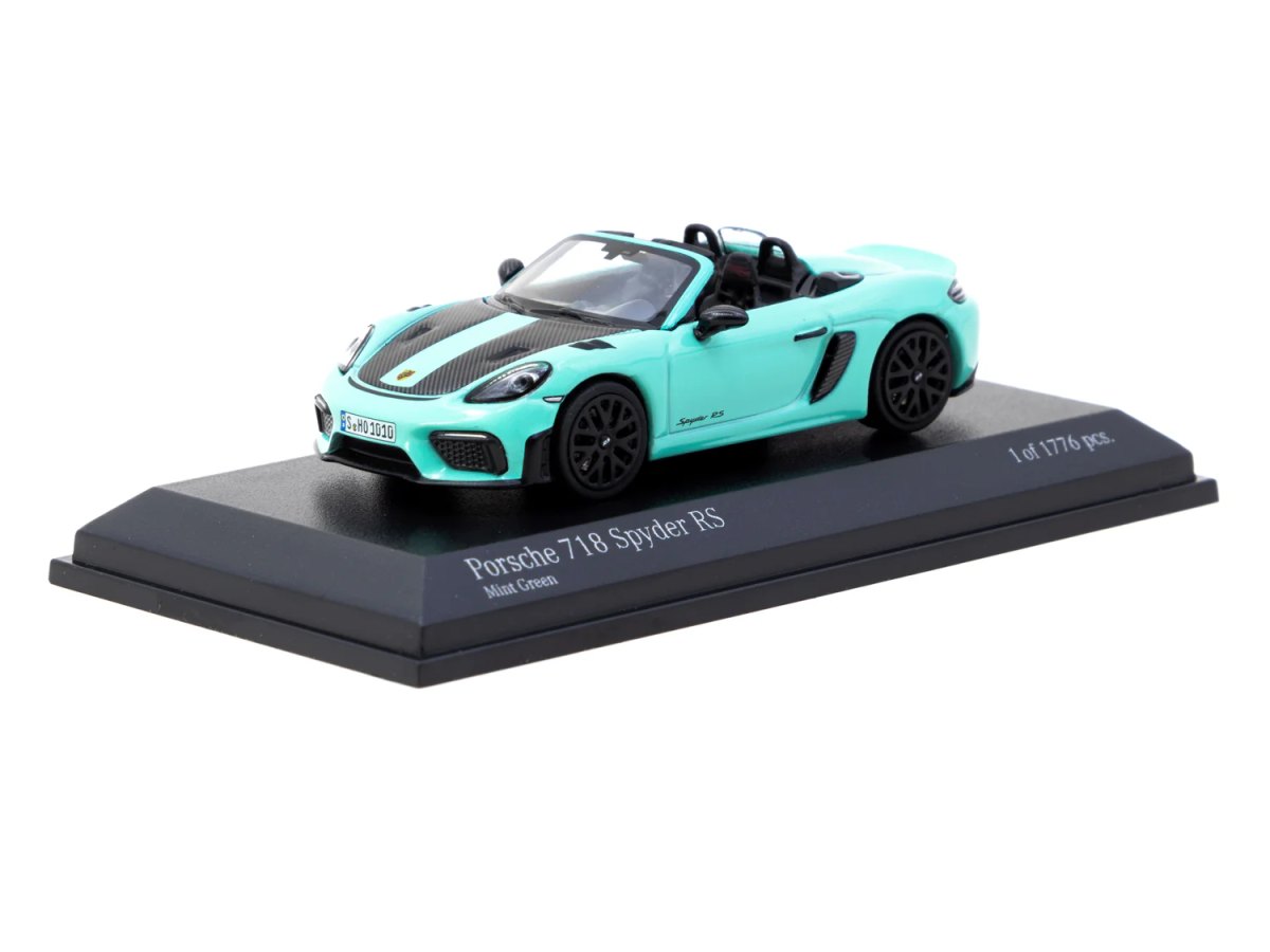 2025 Porsche 718 Spyder RS Mint Green: No package: Image 2