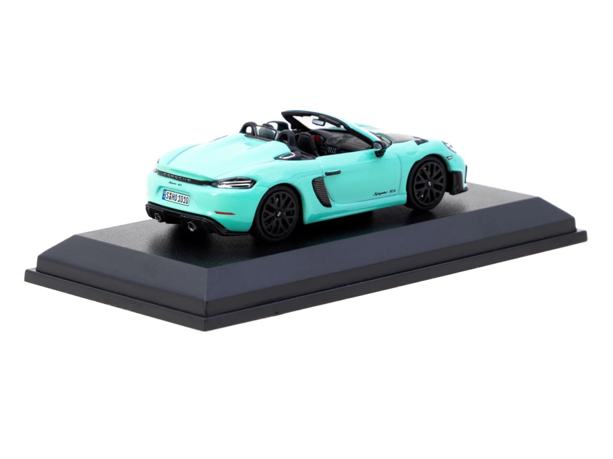 2025 Porsche 718 Spyder RS Mint Green: No package: Image 3