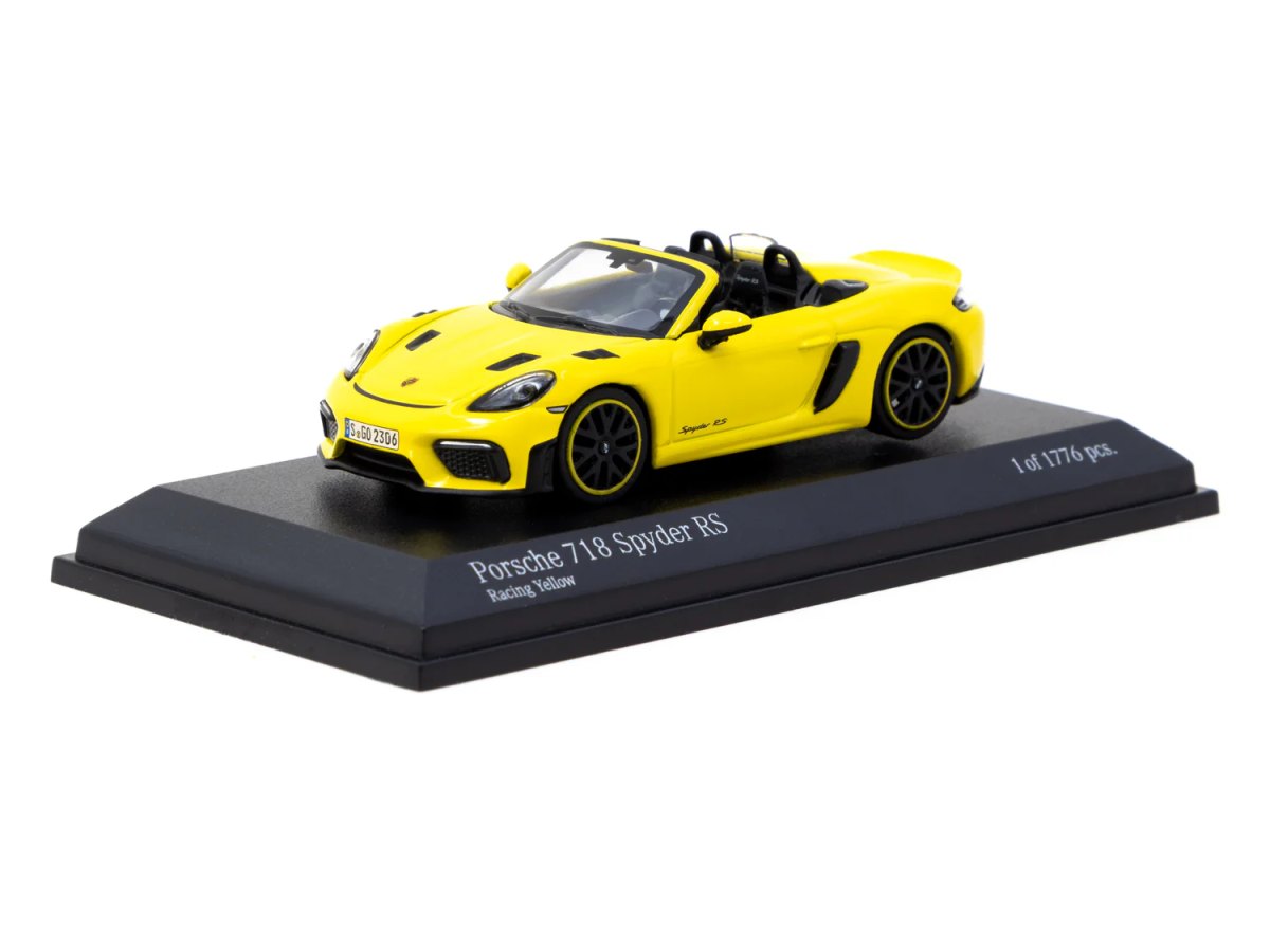 2025 Porsche 718 Spyder RS Racing Yellow: No package: Image 2