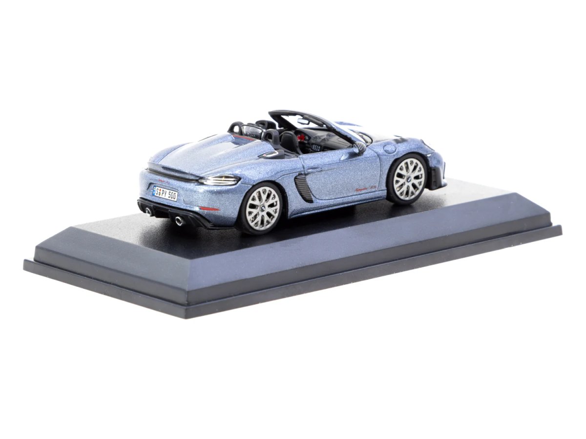 2025 Porsche 718 Spyder RS Vanadium Grey Metallic: No package: Image 3