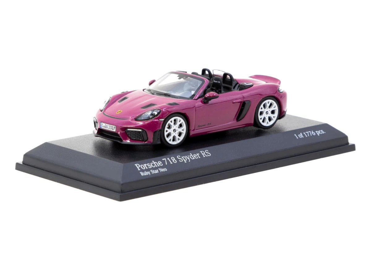 2025 Porsche 718 Spyder RS Ruby Star Neo: No package: Image 2