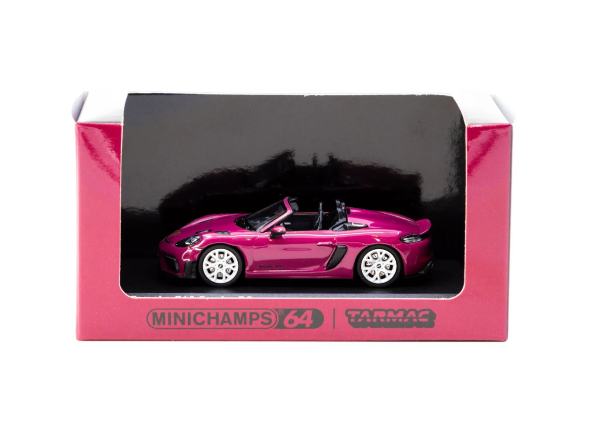2025 Porsche 718 Spyder RS Ruby Star Neo: No package: Image 4
