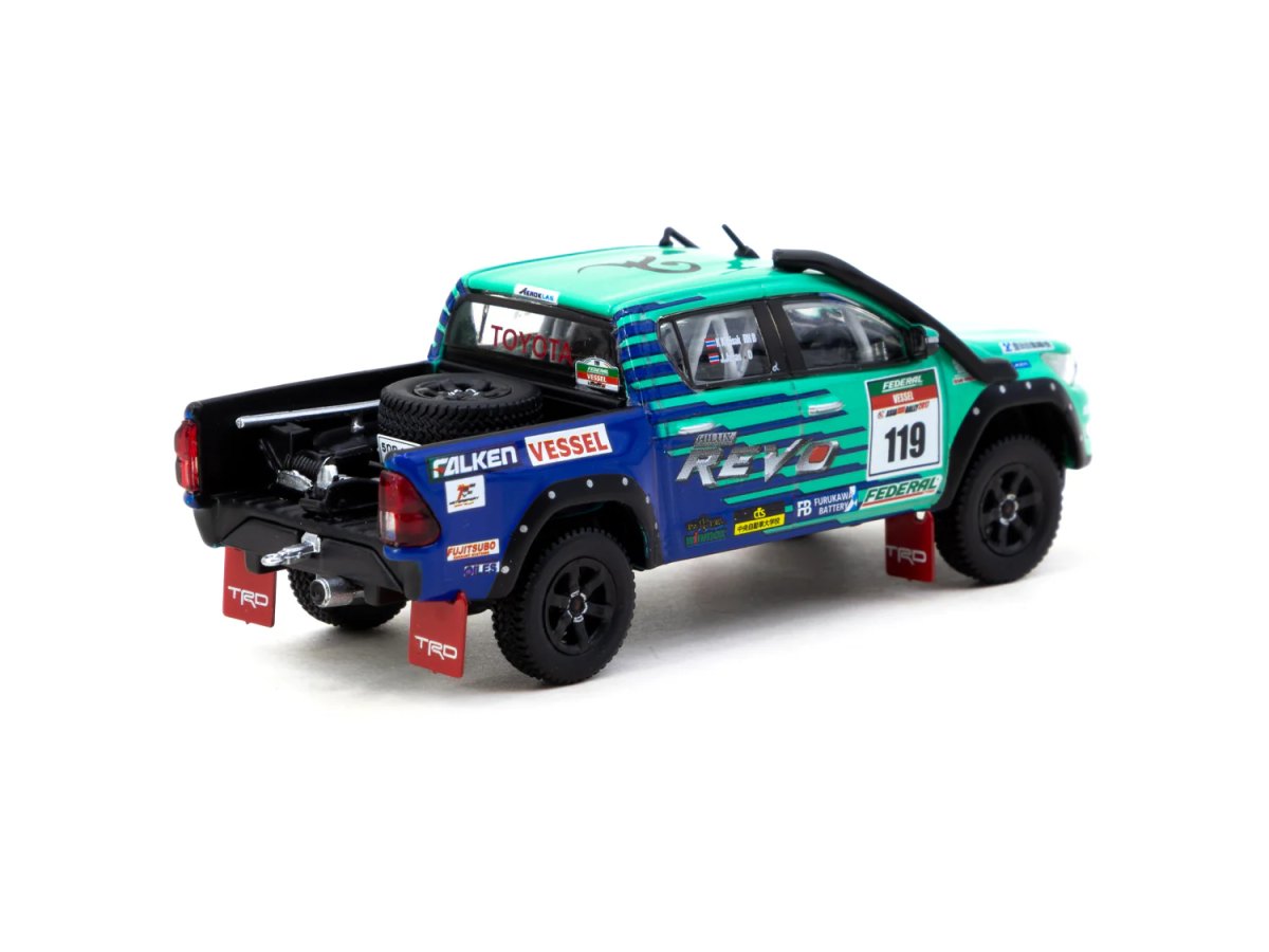 2024 Toyota Hilux AXCR 2017 with Truck Packaging: No package: Image 3