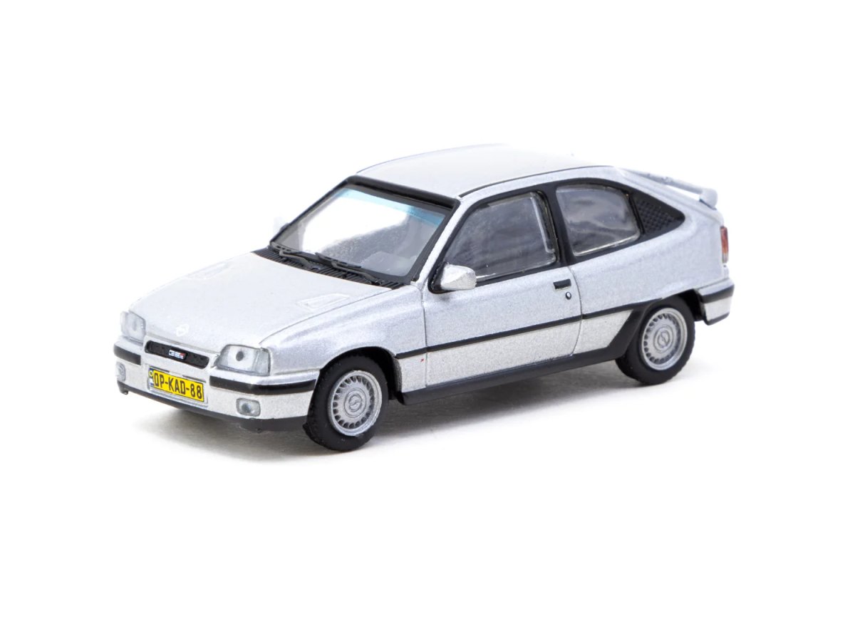 2024 Opel Kadett GSi Silver: No package: Image 3