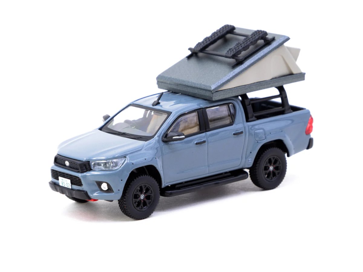 2024 Toyota Hilux Grey: No package: Image 2