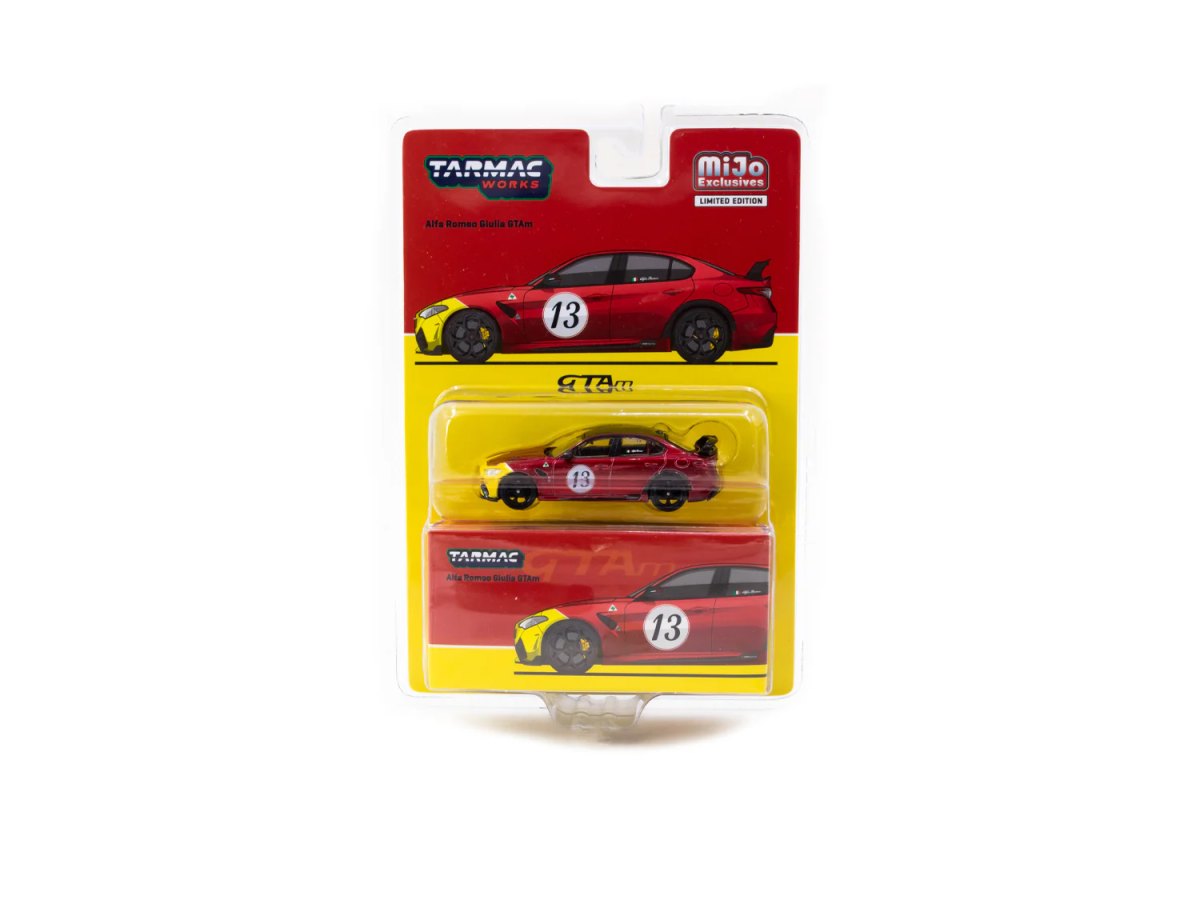 2024 Alfa Romeo Giulia GTAm Red/Yellow: No package: Image 4