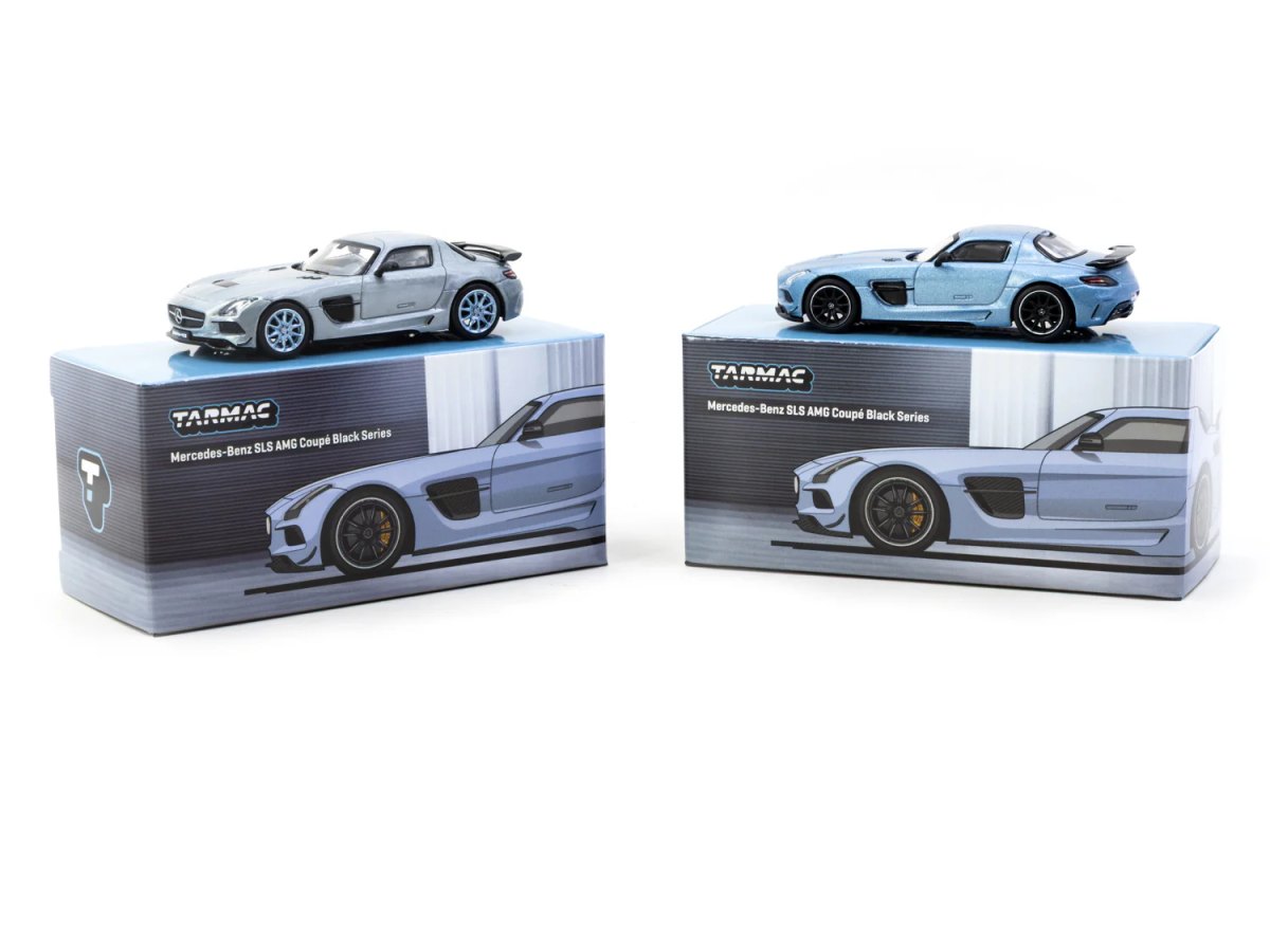 2025 Mercedes-Benz SLS AMG Coupé Black Series Matte Blue: No package: Image 2
