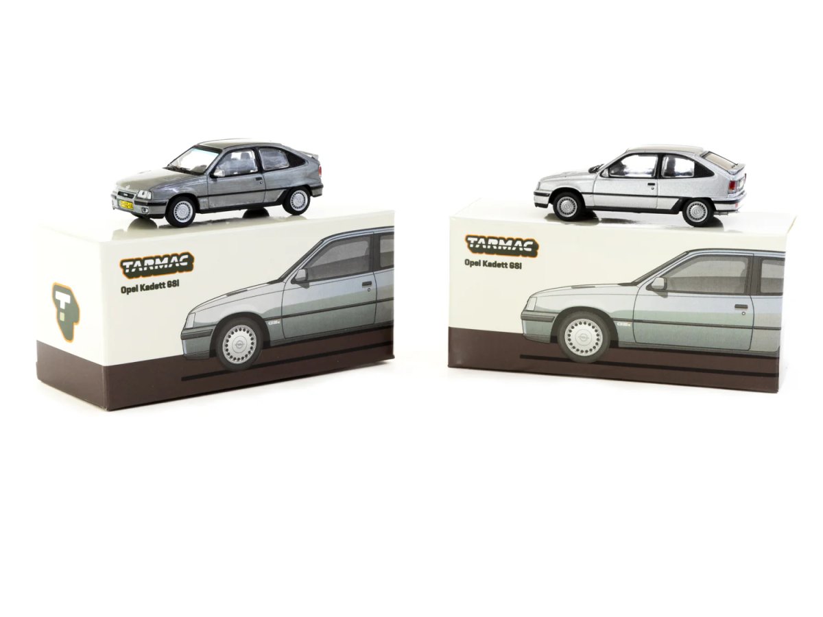 2024 Opel Kadett GSi Silver: No package: Image 2
