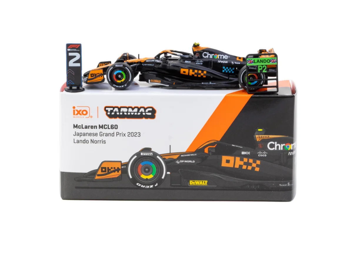 2026 McLaren MCL60 Black: Image 5