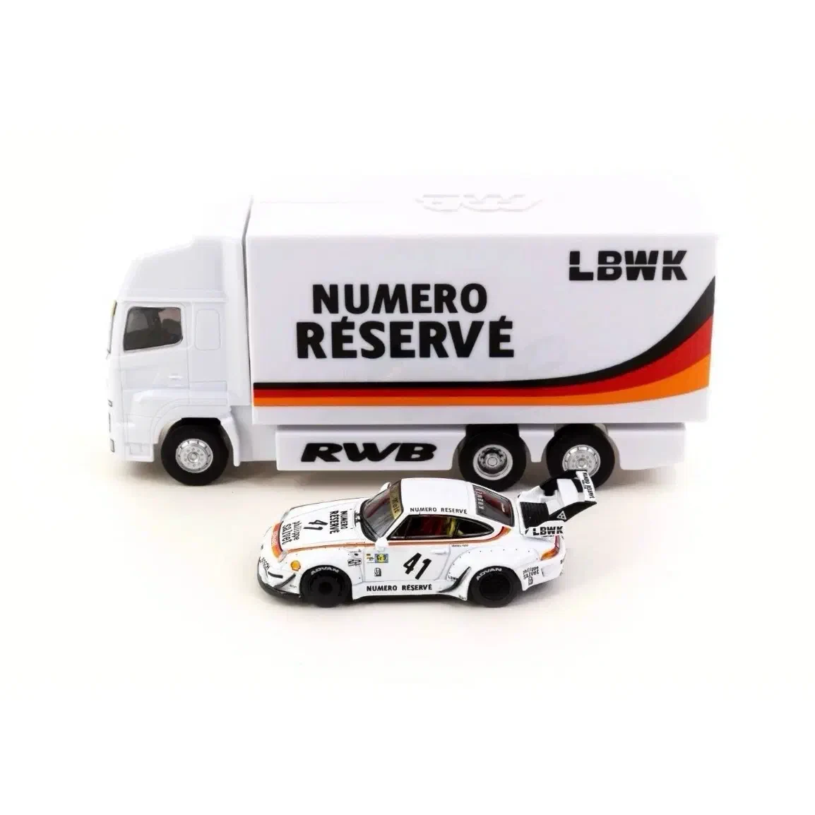 2022 RWB 993 White: No Package: Image 2