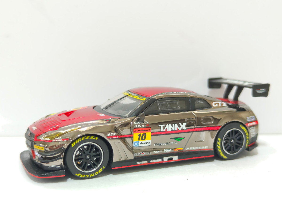 2017 Nissan GT-R NISMO GT3 Silver: No Package: Image 2