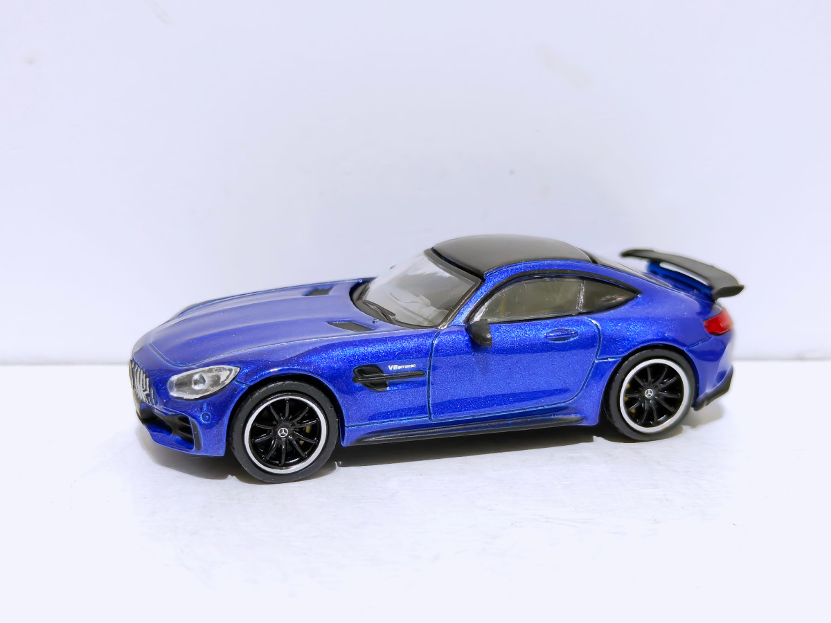 2017 Mercedes-AMG GTR Blue: No Package: Image 2