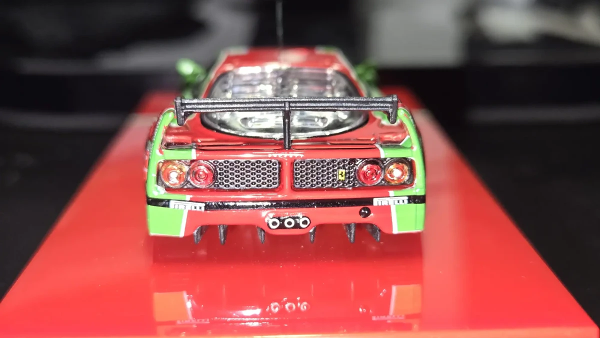 Ferrari F40 LM Green: Box: Image 5