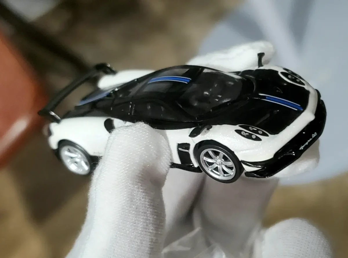 Pagani Huayra BC White: Box: Image 4