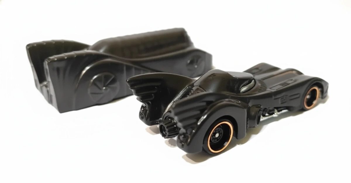 2026 Armored Batmobile Black: No Package: Image 9