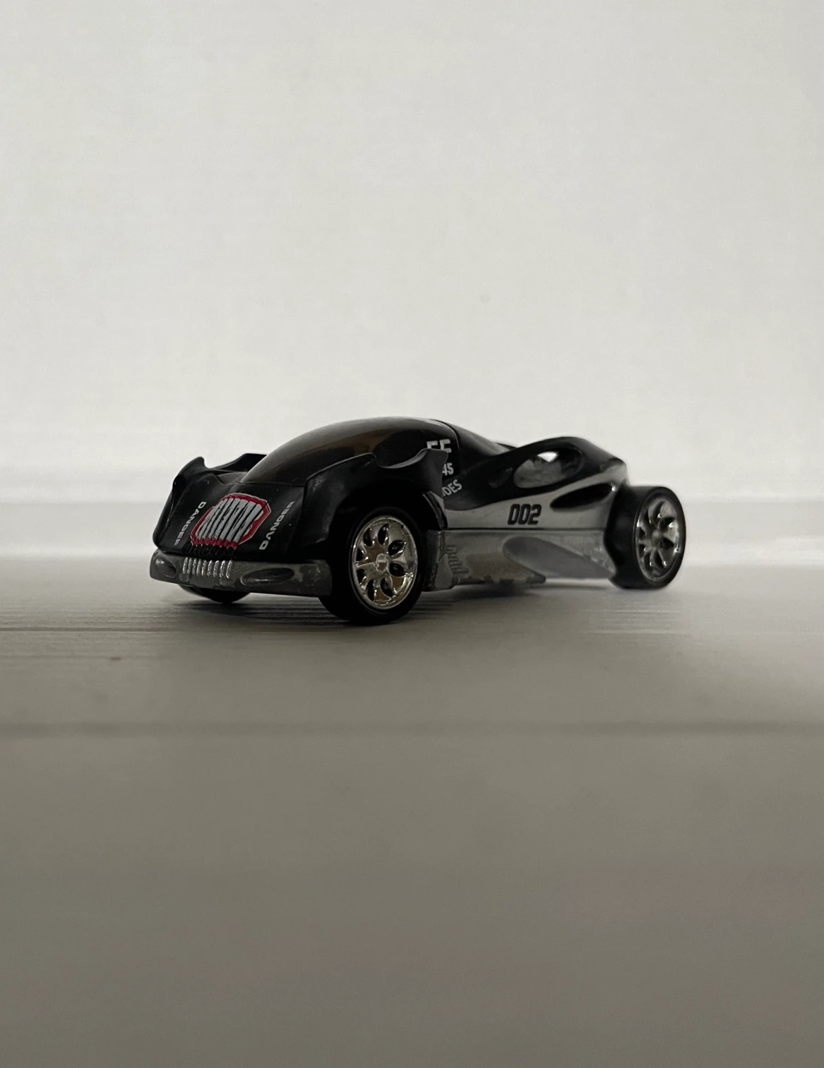 2013 James Rhodes Car Black: Image 2