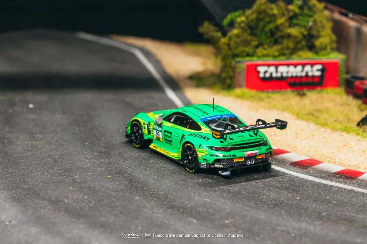 2026 Porsche 911 (992) GT3 R Ayhancan Güven DTM Champion 2025 Green: Image 3