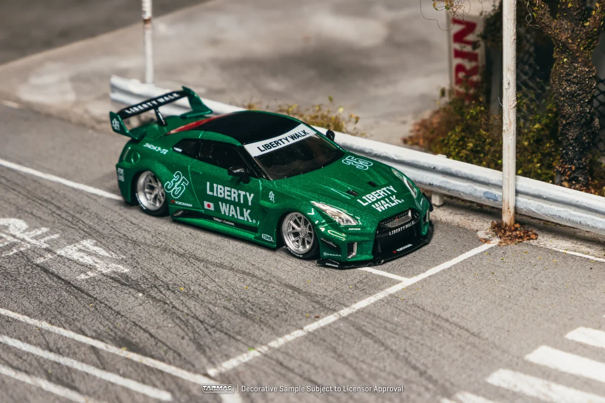 2026 Nissan GT-R (R35) Super Silhouette Green: Image 2