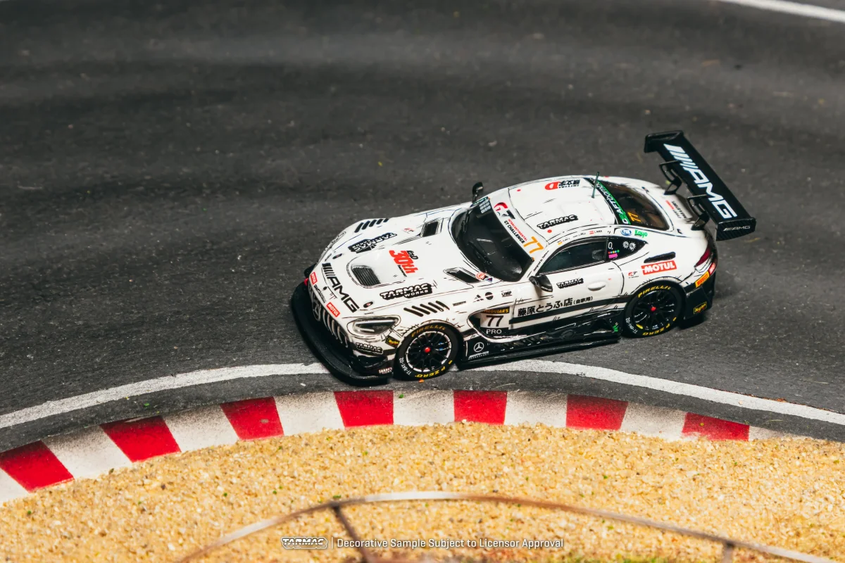 2026 Mercedes-AMG GT3 Craft-Bamboo Racing Bathurst 12h 2026 White: Image 4