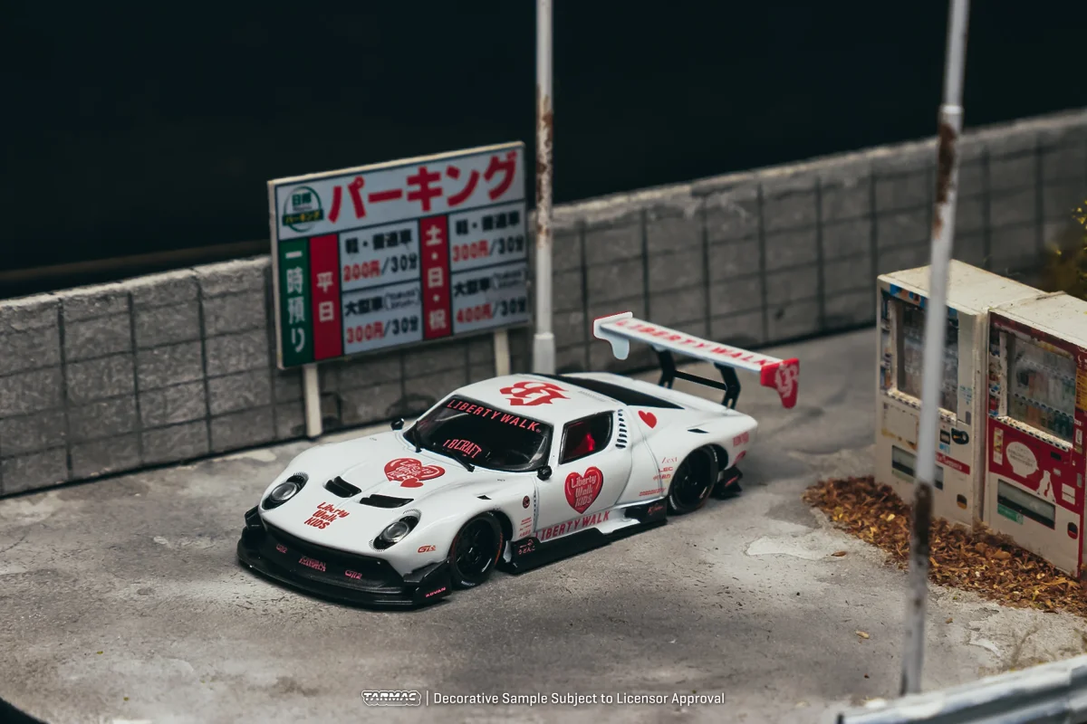 2026 LB-Silhouette WORKS Lamborghini Miura White: Image 2