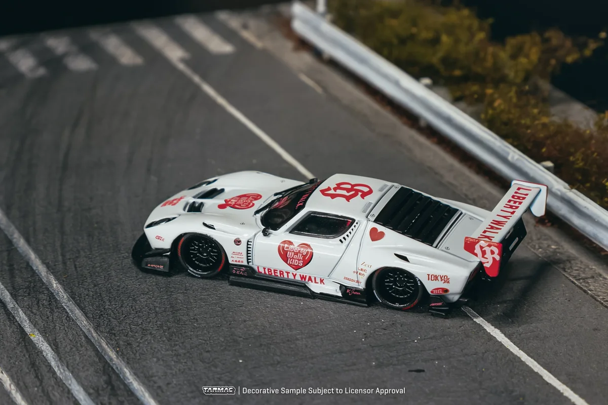 2026 LB-Silhouette WORKS Lamborghini Miura White: Image 4