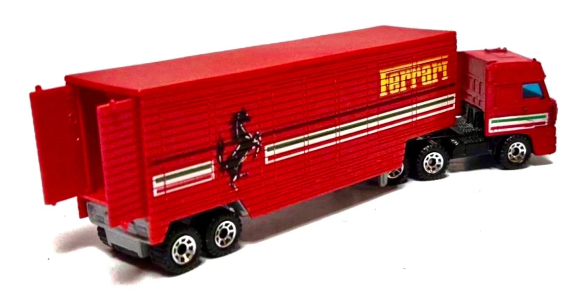 1990 DAF 3300 Space Cab Ferrari Red: No Package: Image 5