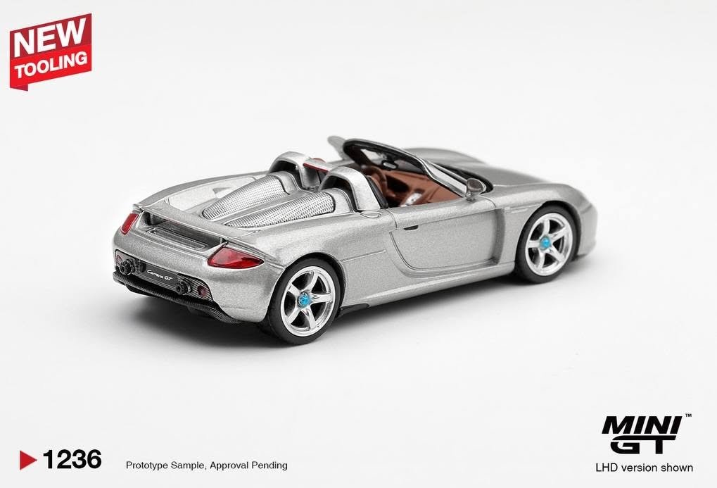 2026 Porsche Carrera GT Silver: Image 3