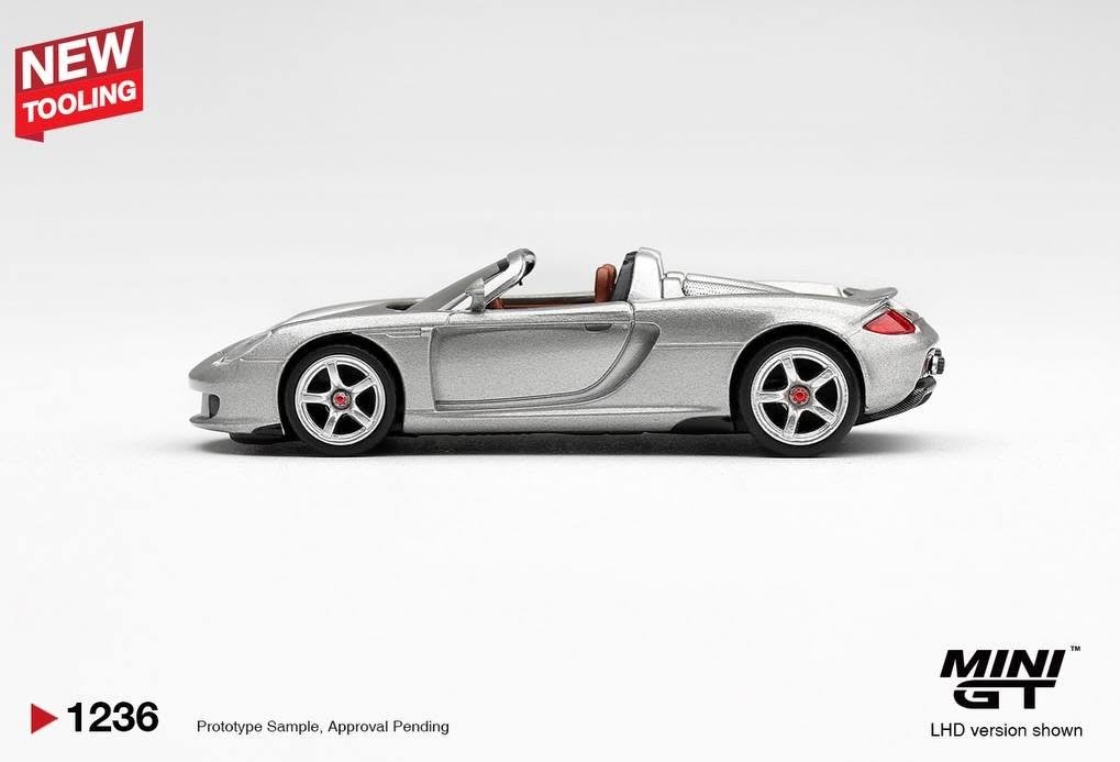 2026 Porsche Carrera GT Silver: Image 2