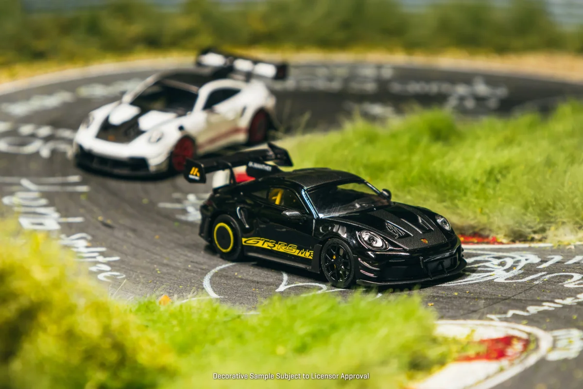 2026 Porsche GT3RS (992.1) Special Edition Black: Image 2