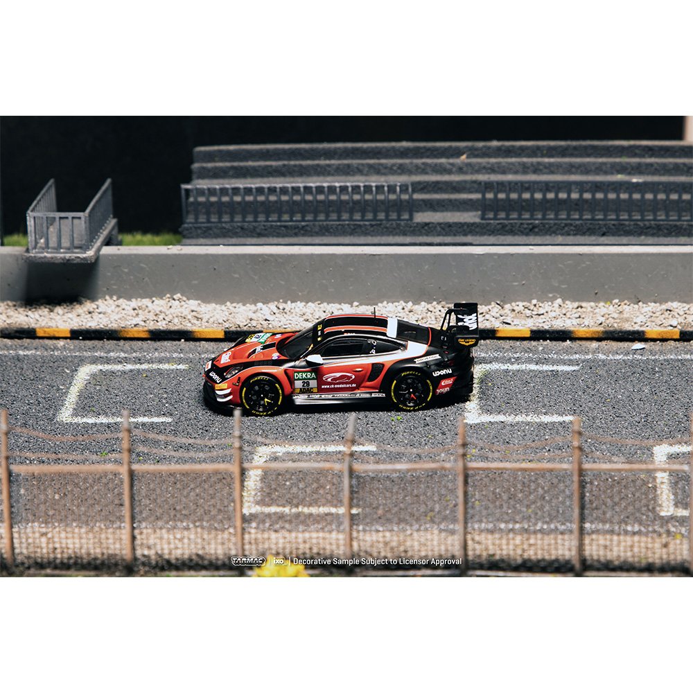 2026 Porsche 911 GT3 R Black: Image 4